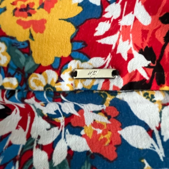 🛍️ UP! Ladies Floral Ankle Pants - Picture 12 of 12